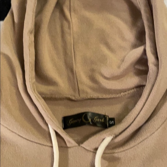 Gentry Garb Polo hoodie - Picture 3 of 6